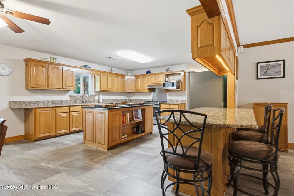 18188 Howison Drive Saucier, MS 39574