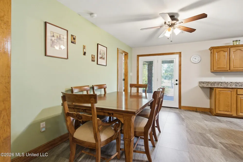 18188 Howison Drive Saucier, MS 39574