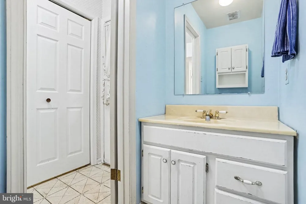 621 ENSMINGER DRIVE York, PA 17407