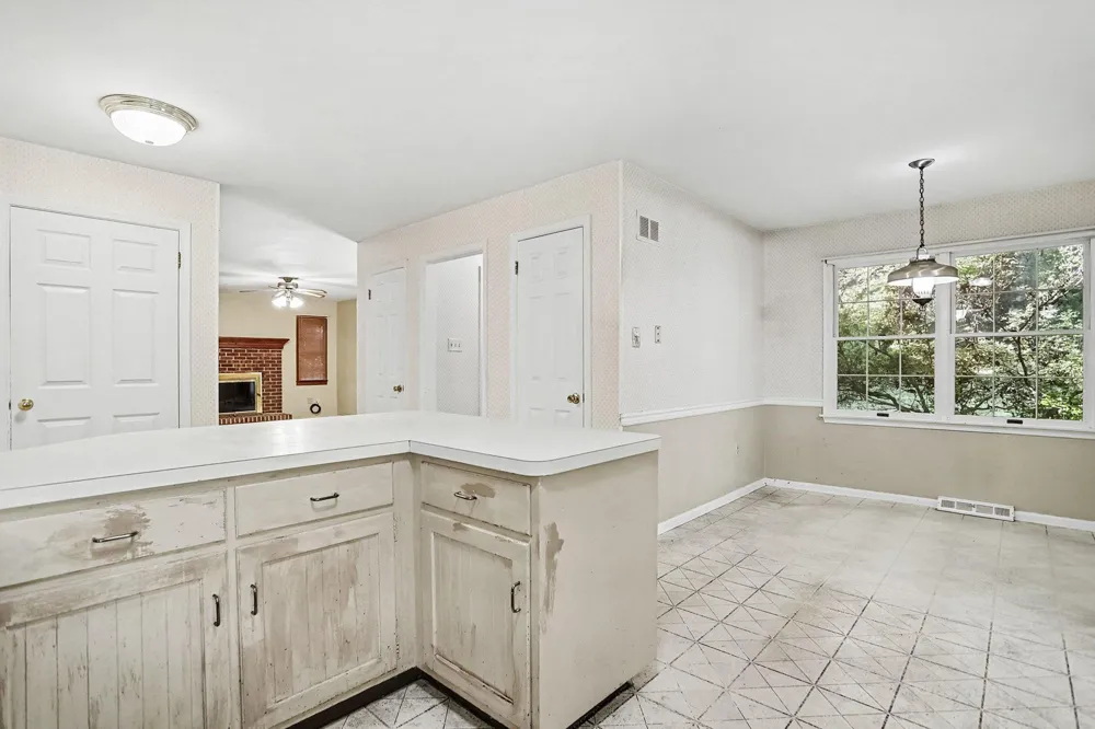 621 ENSMINGER DRIVE York, PA 17407