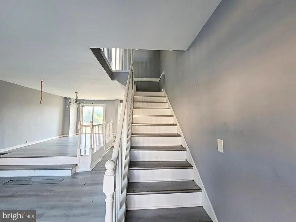 4939 EDGEMERE AVENUE Baltimore, MD 21215