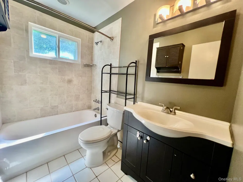 69 Bellwood Avenue South Setauket, NY 11720