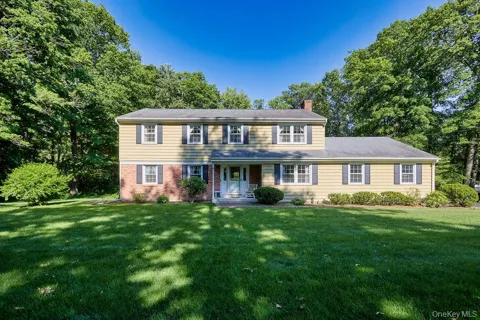 10 Stoutenburgh Drive