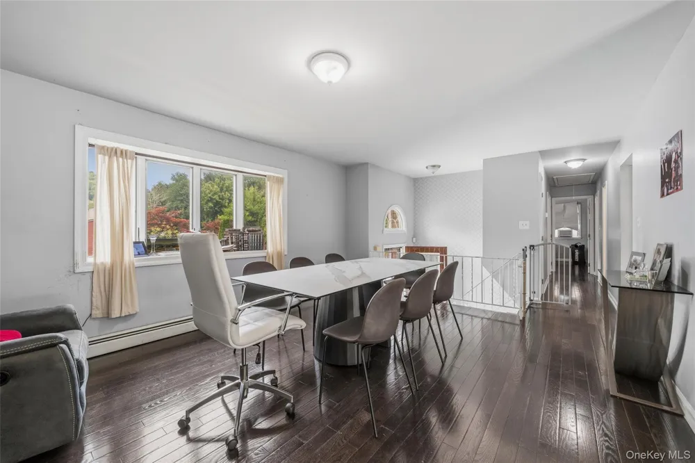 35 Newbury Monroe, NY 10950