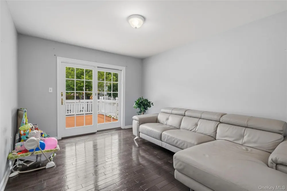 35 Newbury Monroe, NY 10950