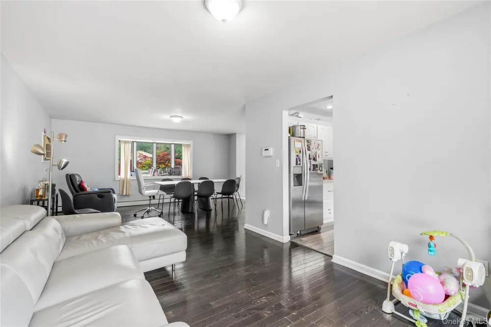 35 Newbury Monroe, NY 10950