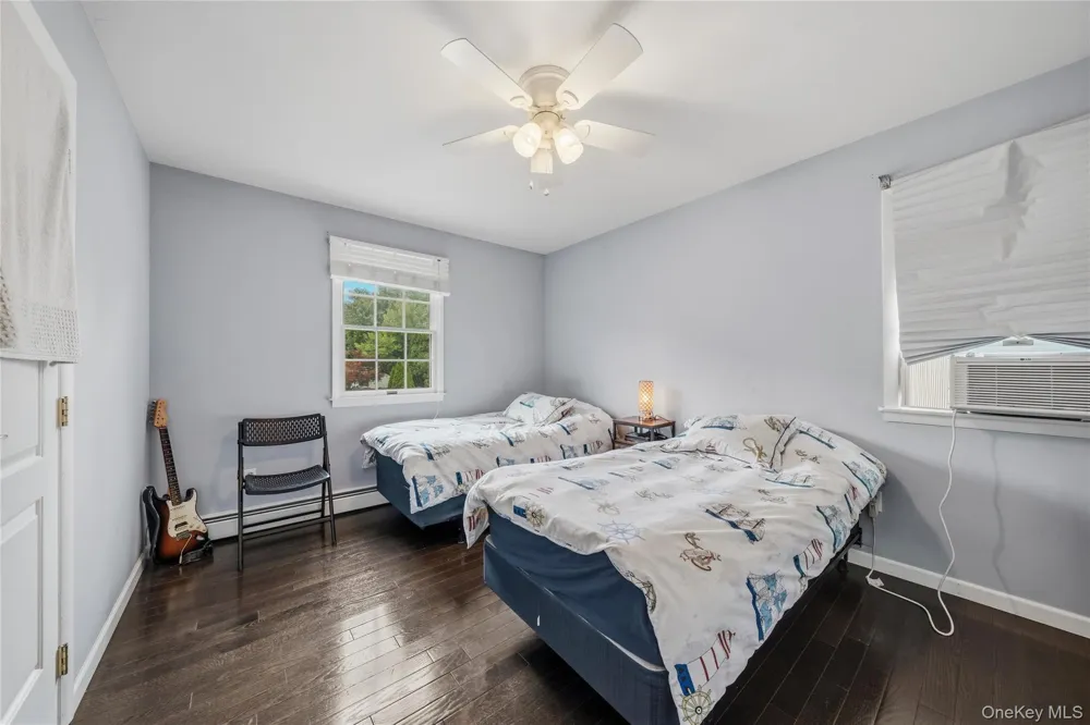 35 Newbury Monroe, NY 10950