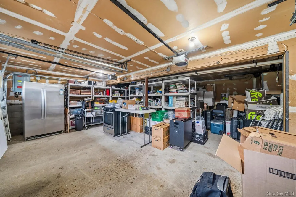 35 Newbury Monroe, NY 10950