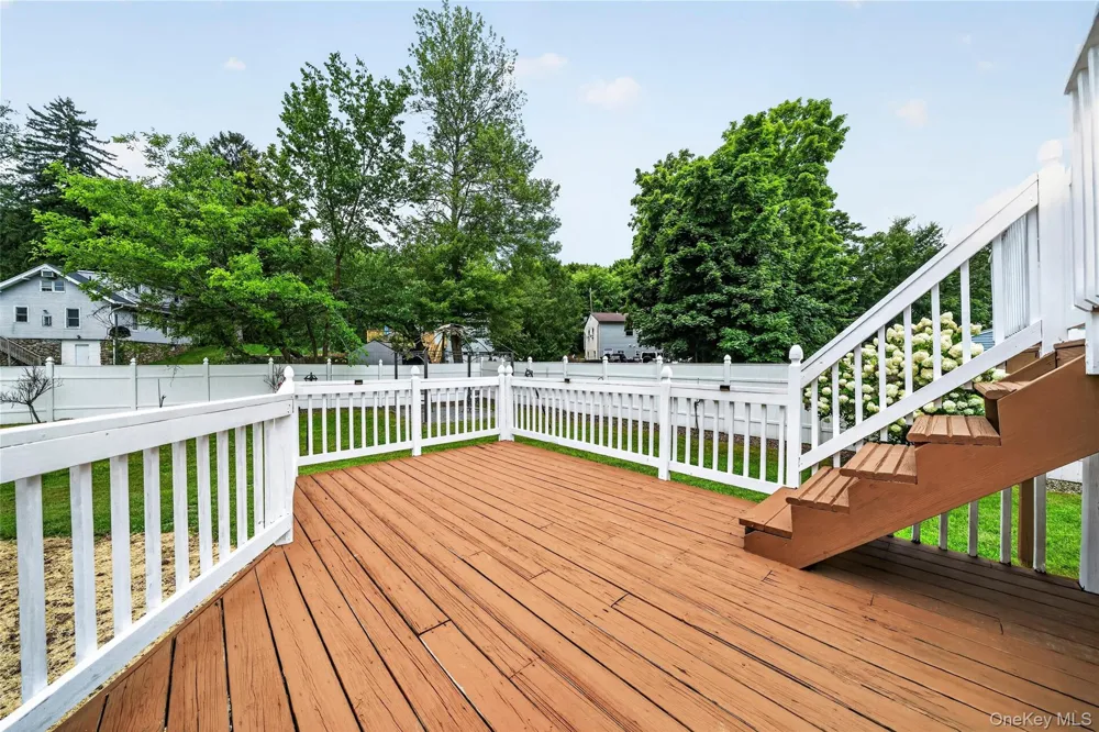 35 Newbury Monroe, NY 10950