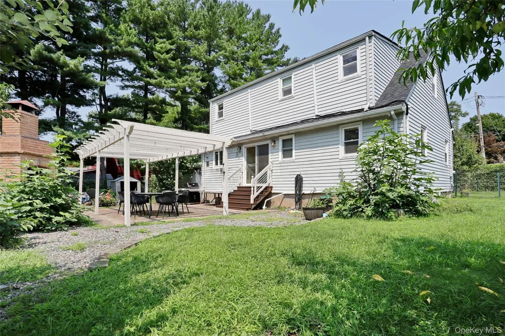 1 Stemmer Lane Suffern, NY 10901