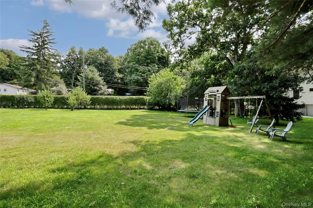 1 Stemmer Lane Suffern, NY 10901