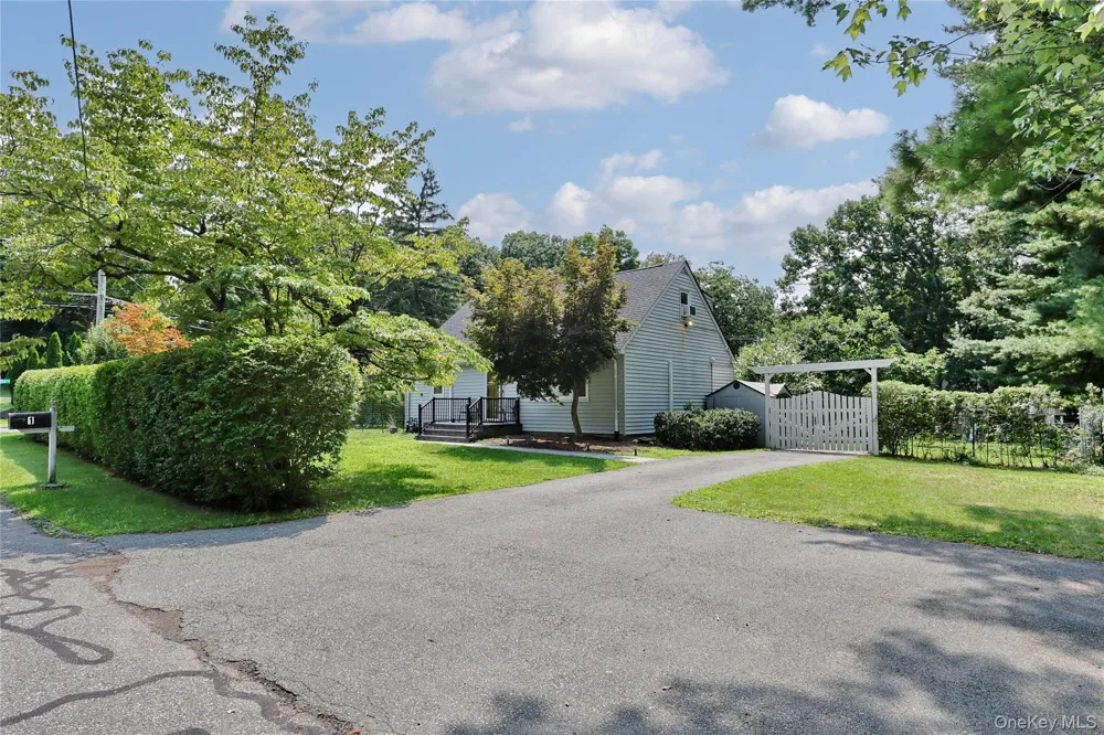 1 Stemmer Lane Suffern, NY 10901