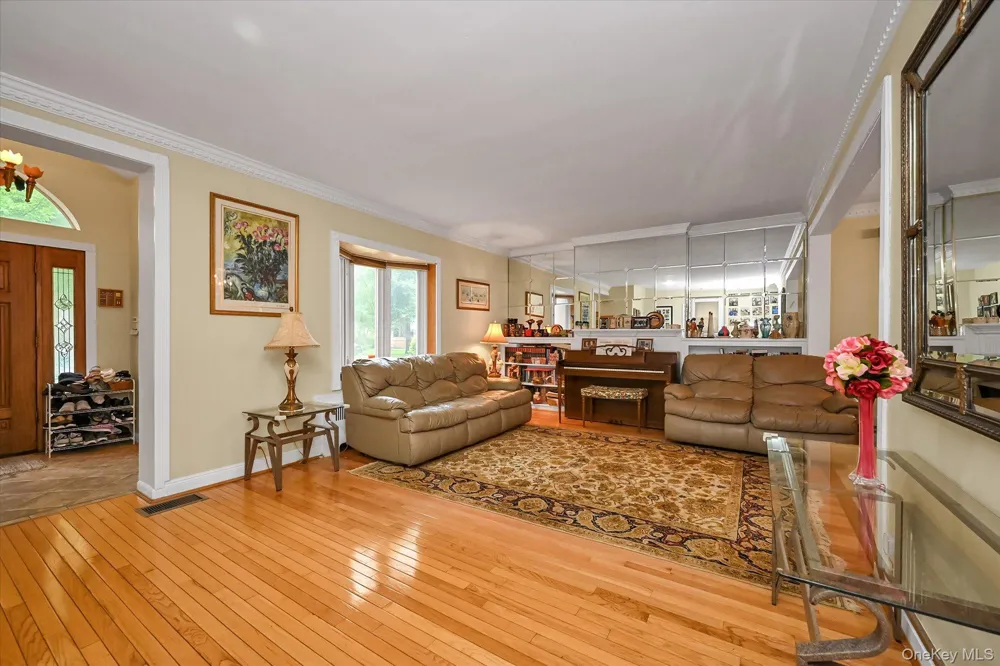 18433 Tudor Road Jamaica Estates, NY 11432