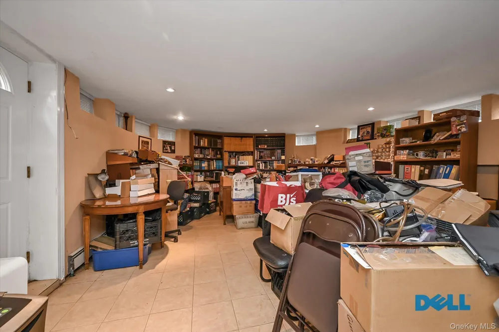 18433 Tudor Road Jamaica Estates, NY 11432
