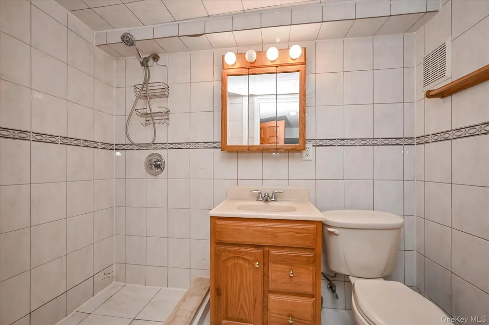 18433 Tudor Road Jamaica Estates, NY 11432