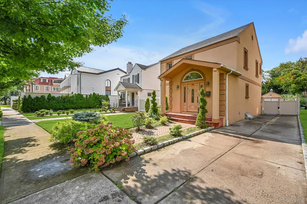 18433 Tudor Road Jamaica Estates, NY 11432