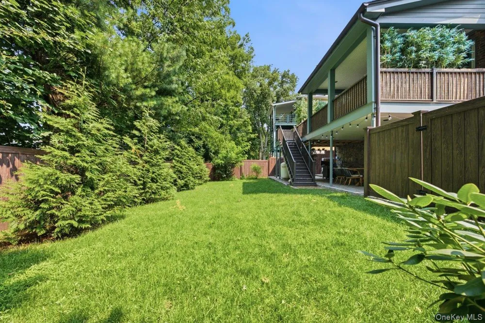 277 Devoe Avenue Yonkers, NY 10705