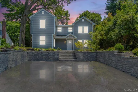 8 Elm Drive