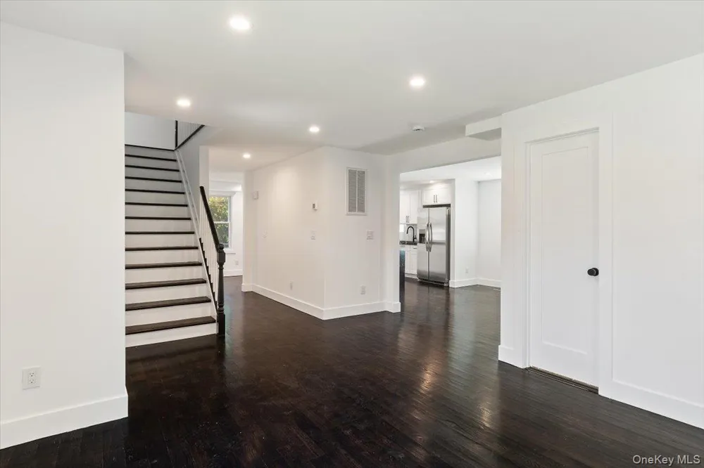 8 Elm Drive East Northport, NY 11731