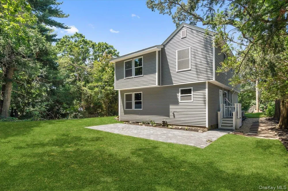 8 Elm Drive East Northport, NY 11731