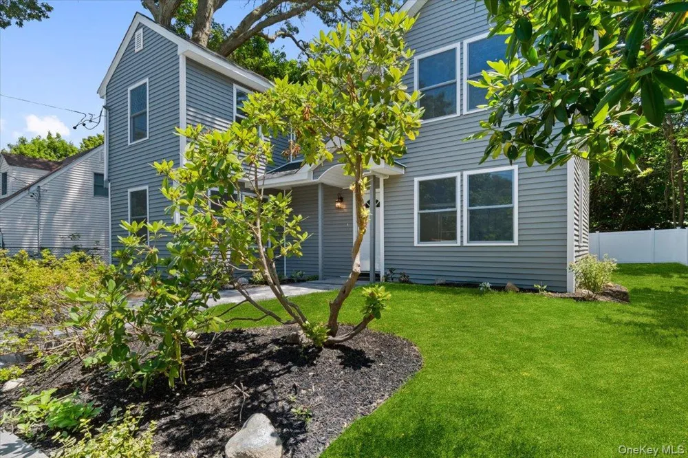 8 Elm Drive East Northport, NY 11731