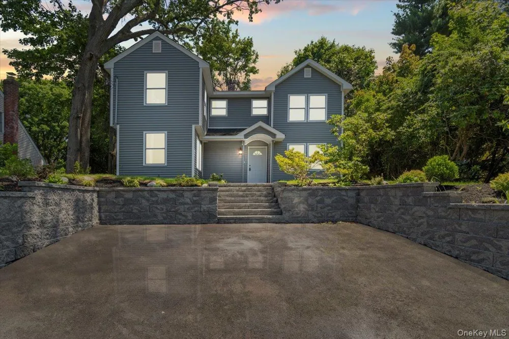 8 Elm Drive East Northport, NY 11731