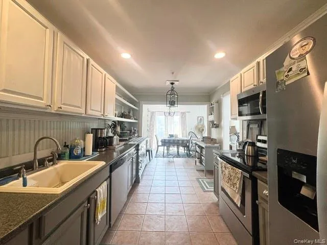 14 Potomac Court #14 Coram, NY 11727