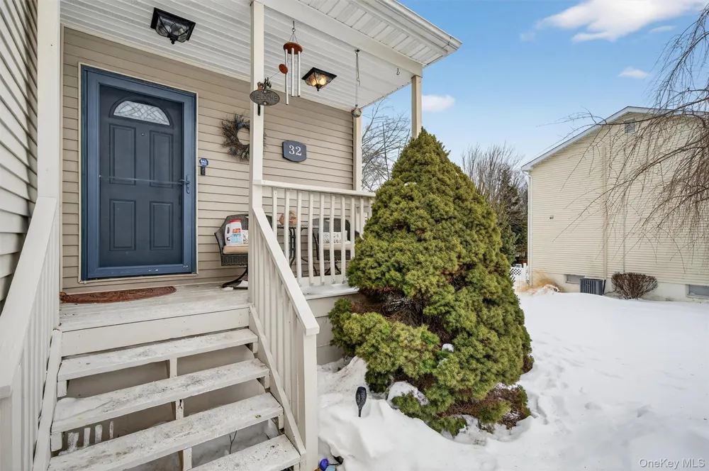 32 Woodstock Lane Middletown, NY 10941