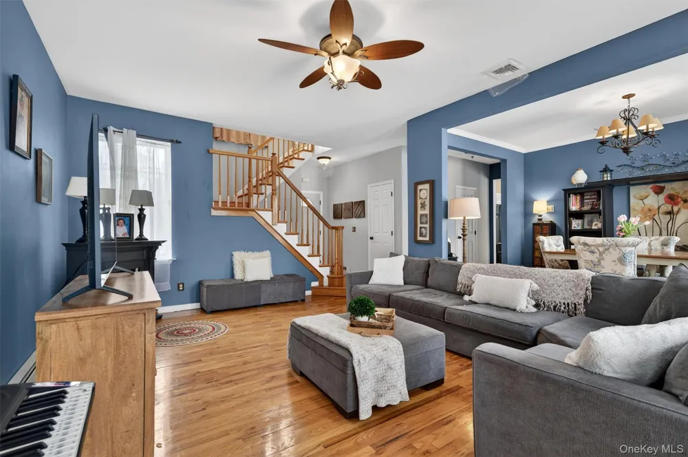 32 Woodstock Lane Middletown, NY 10941