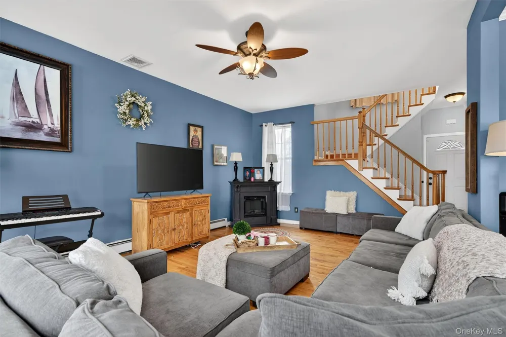 32 Woodstock Lane Middletown, NY 10941