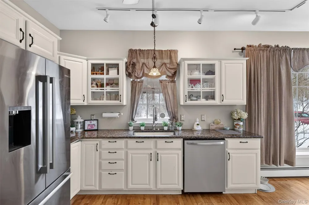 32 Woodstock Lane Middletown, NY 10941