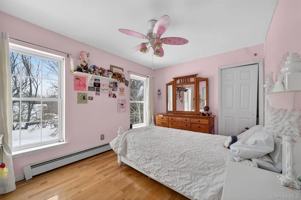 32 Woodstock Lane Middletown, NY 10941