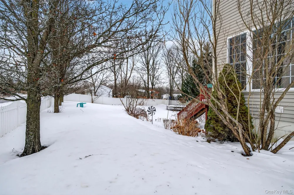 32 Woodstock Lane Middletown, NY 10941