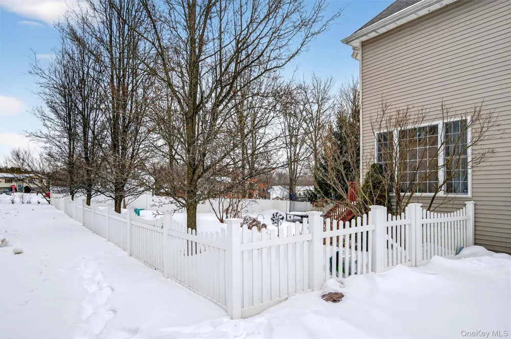 32 Woodstock Lane Middletown, NY 10941
