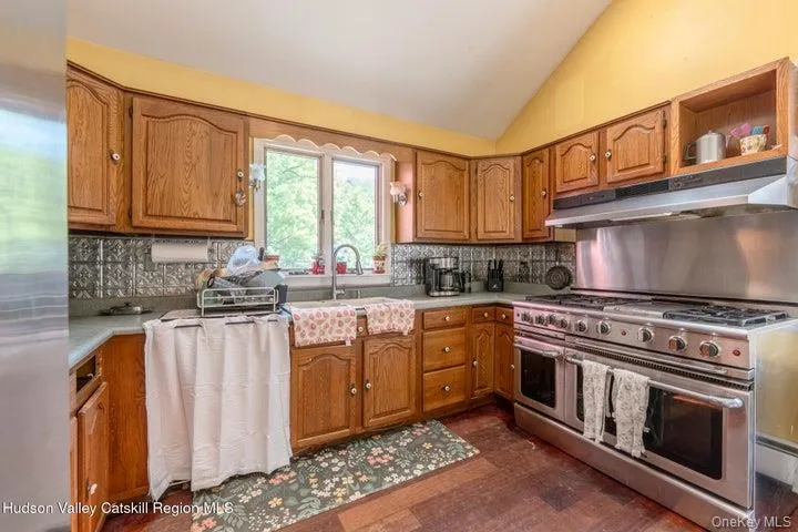 97 Leslie Road Newburgh, NY 12550