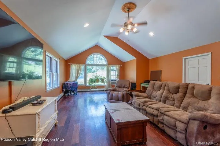 97 Leslie Road Newburgh, NY 12550
