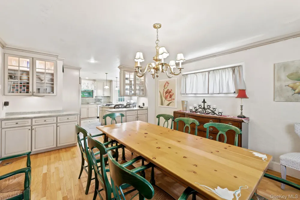 873 James Street Pelham, NY 10803