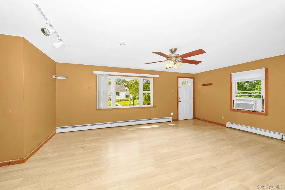 49 Salem Street Patchogue, NY 11772