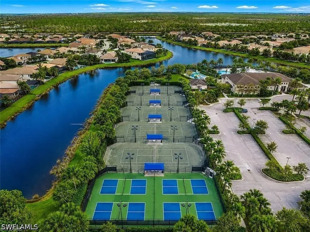Aspen Chase Drive Naples, FL 34119