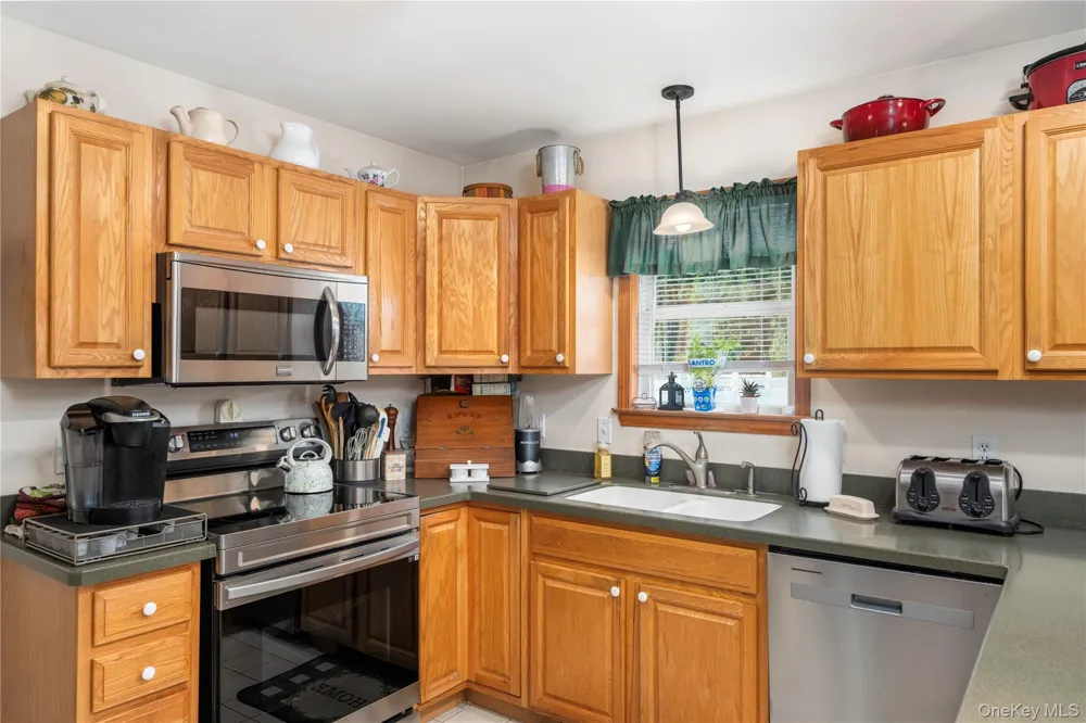24 Quail Lane Tivoli, NY 12583