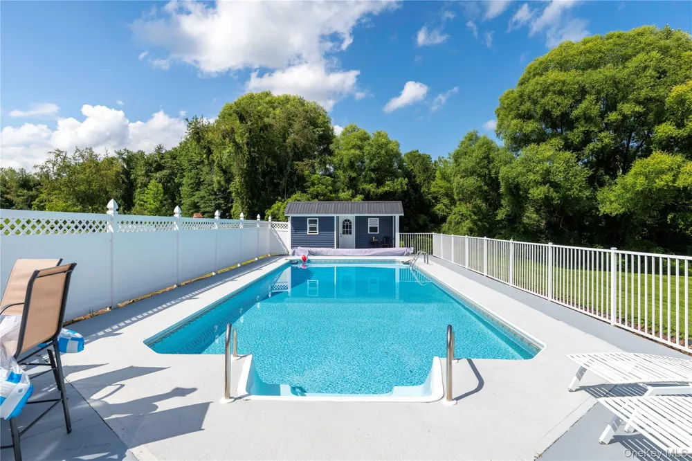 24 Quail Lane Tivoli, NY 12583