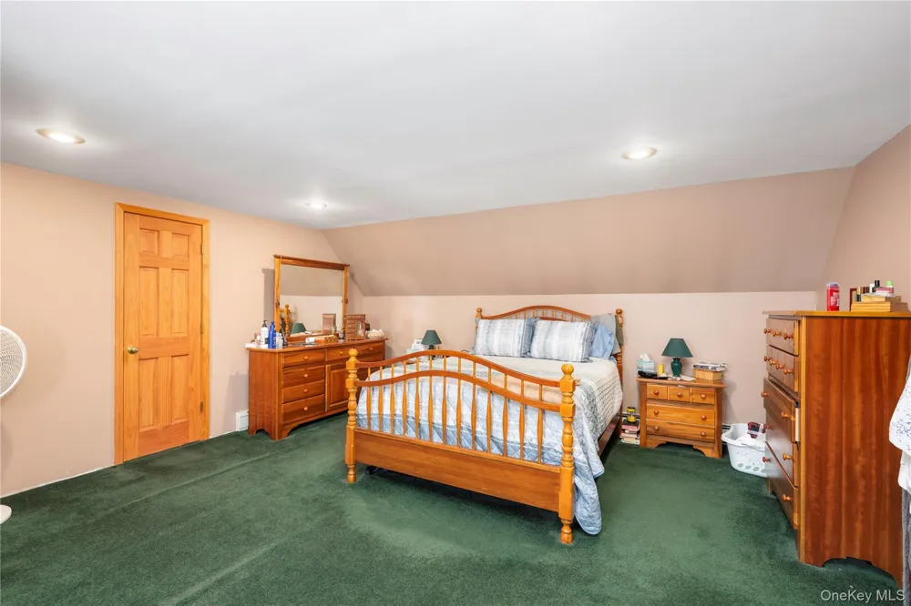 24 Quail Lane Tivoli, NY 12583