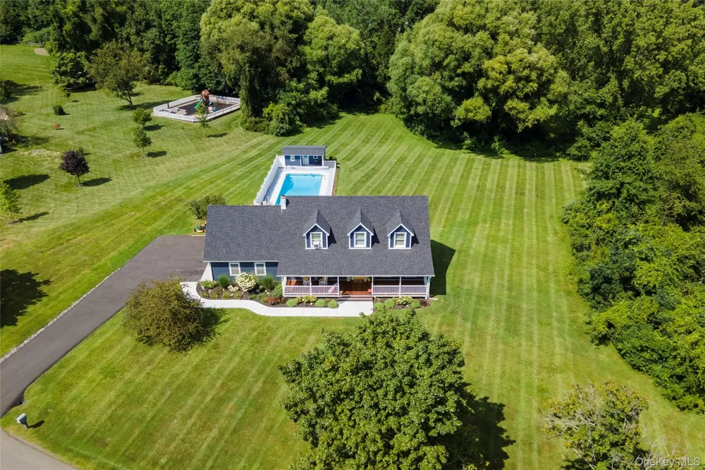 24 Quail Lane Tivoli, NY 12583