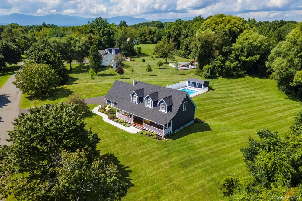 24 Quail Lane Tivoli, NY 12583
