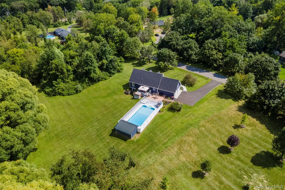 24 Quail Lane Tivoli, NY 12583