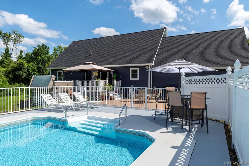 24 Quail Lane Tivoli, NY 12583
