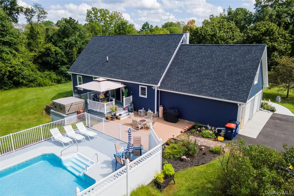 24 Quail Lane Tivoli, NY 12583