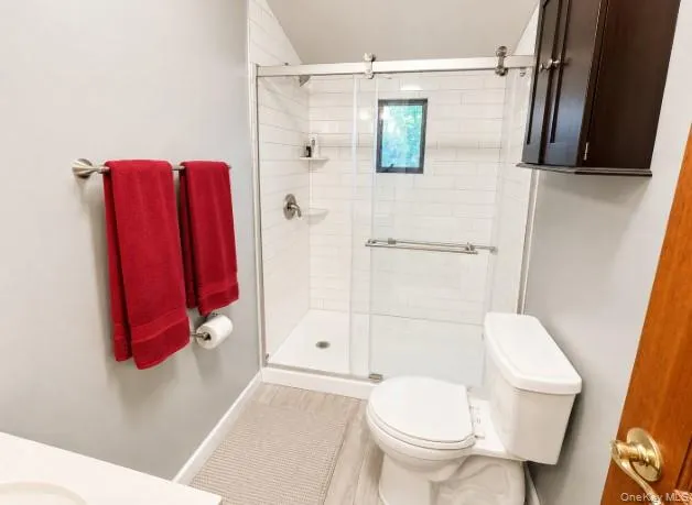 86 Evergreen Drive Selden, NY 11784