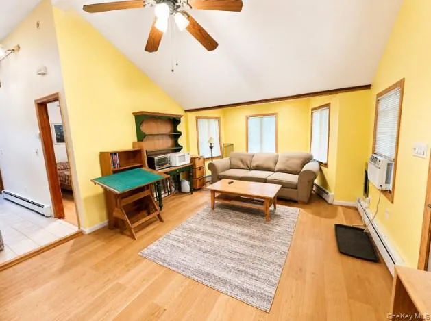 86 Evergreen Drive Selden, NY 11784