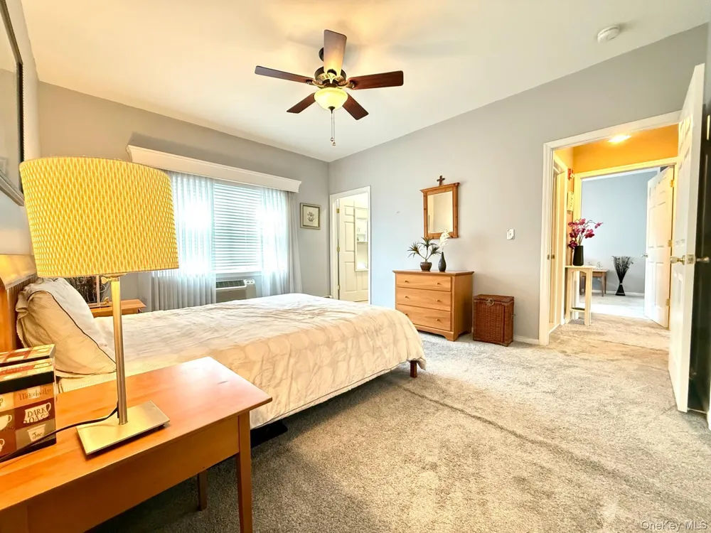197 Fulton Street #20 Farmingdale, NY 11735